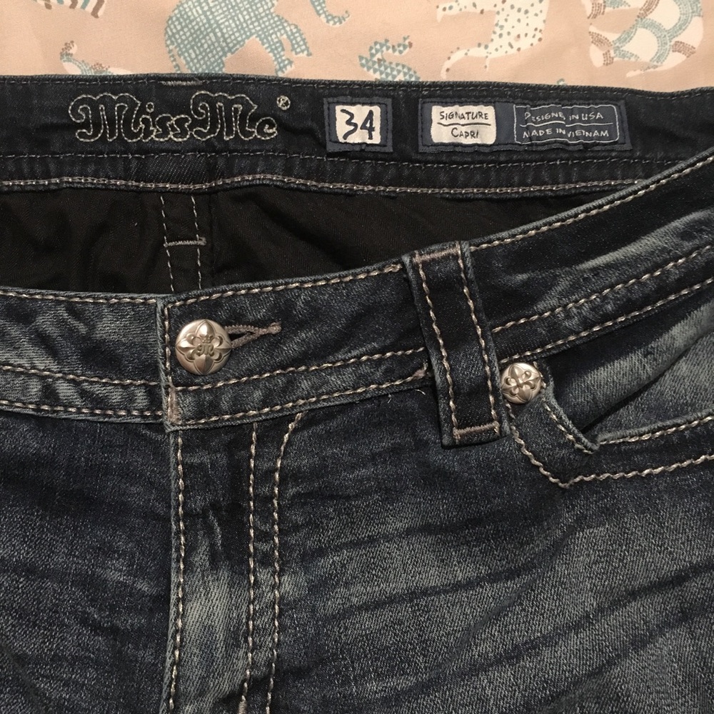 Miss Me Capris